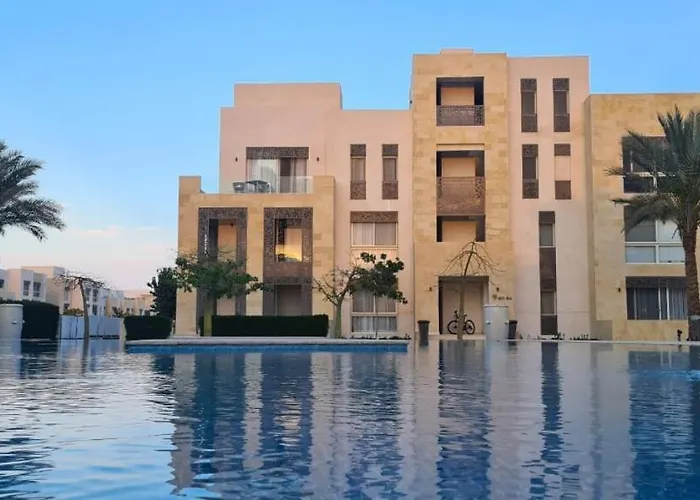 Mangroovy- 1br Imposing, Relaxing & Sea View Apartment *