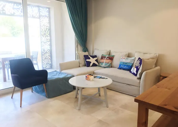 Mangroovy- 1br Imposing, Relaxing & Sea View Apartment